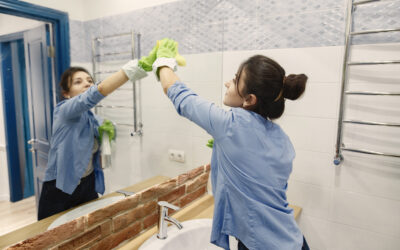 Comment entretenir un miroir sur mesure pour le garder impeccable ?